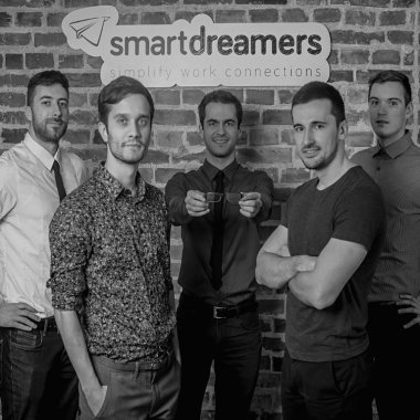 Platforma Smart Dreamers mută recrutările în social media și lucrează la un soft destinat companiilor