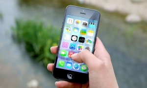 O nouă aplicație românească pentru iPhone: Simpli centrealizează mail-uri, notițe și liste