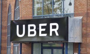 Primul pas spre reglementarea Uber și Taxify se discută mâine la Curtea Europeană de Justiție