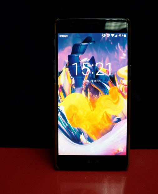 OnePlus 3T - Lux ieftin [REVIEW]