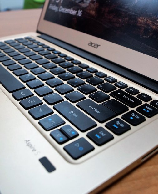 Acer Swift 3 - cel mai ieftin ultrabook performant se ține bine [REVIEW]