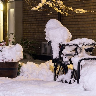 Avem tehnologia necesară să dăm zăpada de pe străzi? Ce fac cei din străinătate și nu facem noi