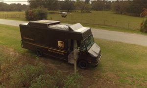 UPS testează livrarea rezidențială cu drone