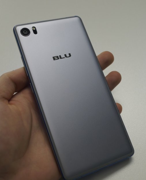 BLU Pure XR - afară-i vopsit gardul...  [REVIEW]