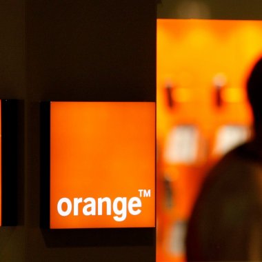 Rezultate financiare Orange România - câți români transferă bani prin operatorul mobil