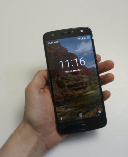 Moto Z – Cel mai subțire telefon din lume [REVIEW]