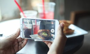 Cu Order Food, Facebook te lasă să comanzi mâncare din aplicație