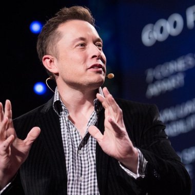 Ce vrăji mai face Elon Musk