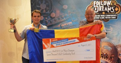 Elev român, campion mondial premiat de Microsoft