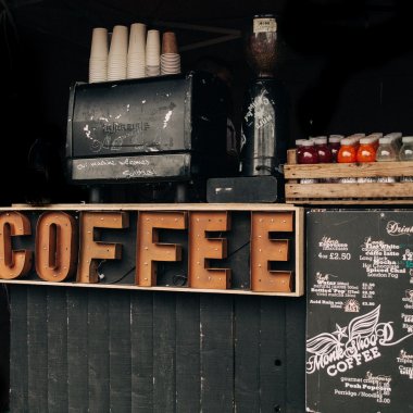 Programul de comerț și servicii: data oficială de lansare și documente