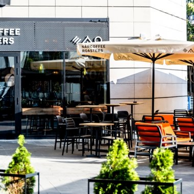 Clujenii de la Narcoffee Roasters deschid prima cafenea la București
