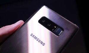 Samsung Galaxy Note 8, Android 8 Oreo, Criptocurrency - Tech Report 1