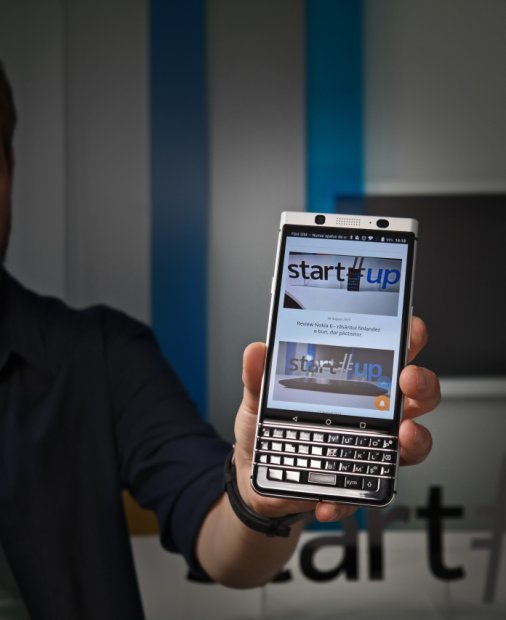 Review BlackBerry Keyone - întoarcerea gigantului cu picioare de lut