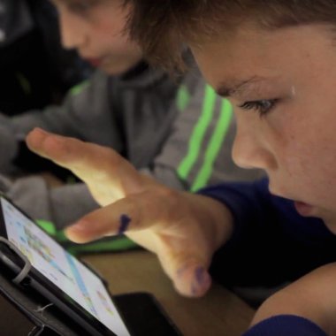 ”Țara nu va mai avea proști!”: 30 de școli înscrise la Digitaliada