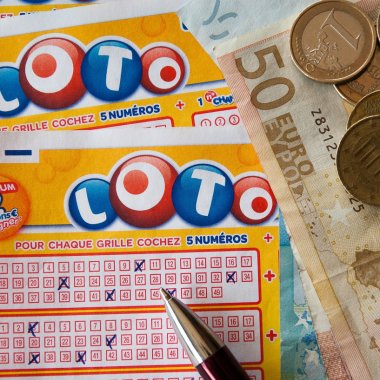 Ucraineano-românul care face loteria unde poți câștiga bitcoini
