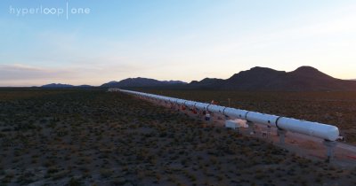 Richard Branson investește în Hyperloop One