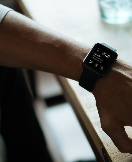 Cum să vorbești cu prietenii de pe smartwatch