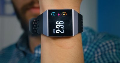Review Fitbit Ionic: mai mult instrument de health decât ceas