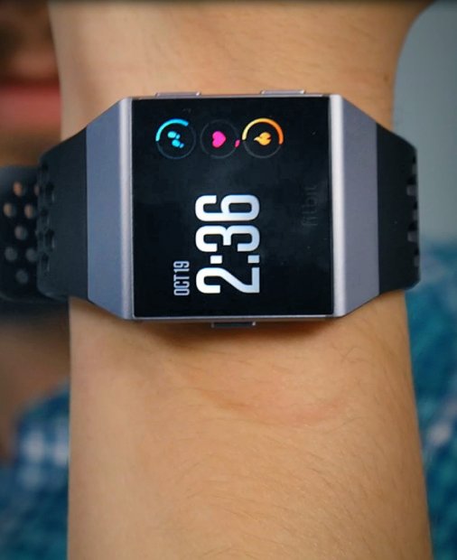 Review Fitbit Ionic: mai mult instrument de health decât ceas