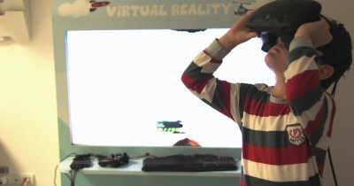 Cum îi ajută realitatea virtuală pe 100 de copii cu boli incurabile