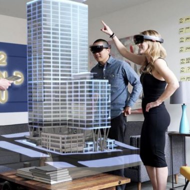 La ”plimbare” cu HoloLens printr-o clădire a viitorului din București