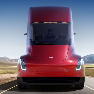 Curierul vine cu camionul electric de la Tesla