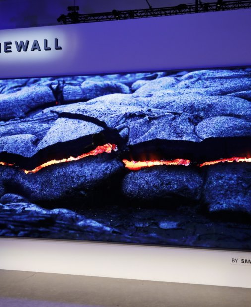 Samsung The Wall este primul televizor modular MicroLED și e enorm