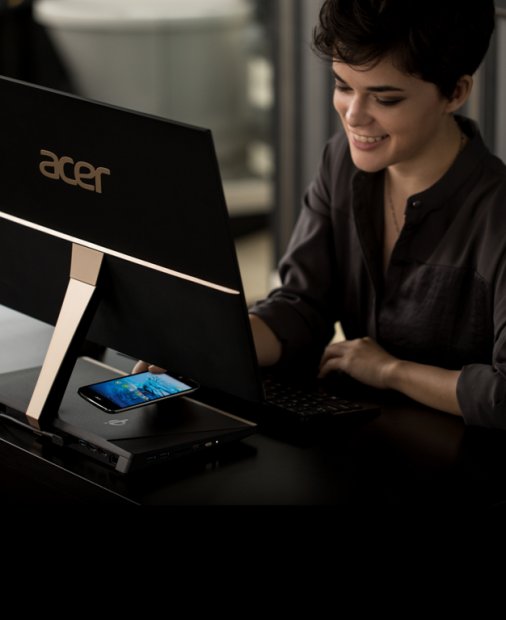 Acer Aspire S24 e un PC superb și foarte subțire