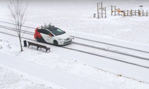 Mașina autonomă rusească nu are probleme pe zăpadă și în aglomerație