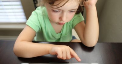 Copiii români, în topul celor care învață programare încă de la 5 ani