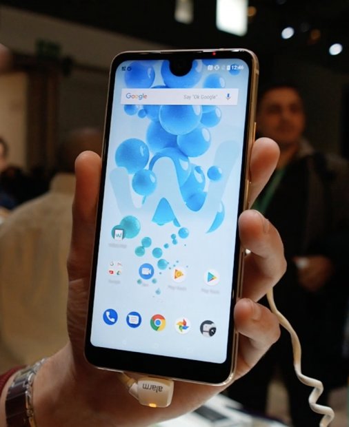 Wiko View 2 Pro este un mid-range care te păcălește că e flagship