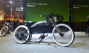 Bicicletele electrice românești Bizze Chopper arată bine și costă mult