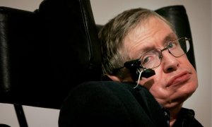 Stephen Hawking a murit. Viața fizicianului în cifre relevante