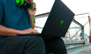 Razer mai taie din ele și scoate cel mai mic laptop de gaming din lume