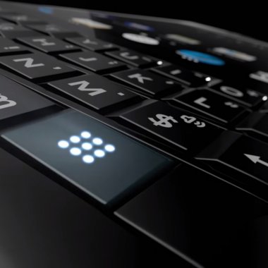 Imagini video cu BlackBerry Key2. Design, tastatură și cameră