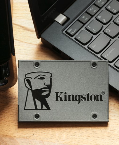 Kingston lansează versiunea cu capacitate de 2TB a SSD-ului UV500