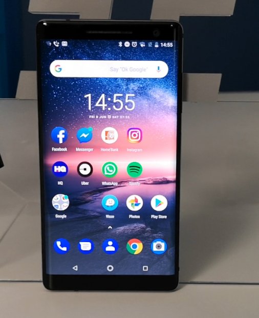 Review Nokia 8 Sirocco, mereu cu un mic pas în urma concurenților