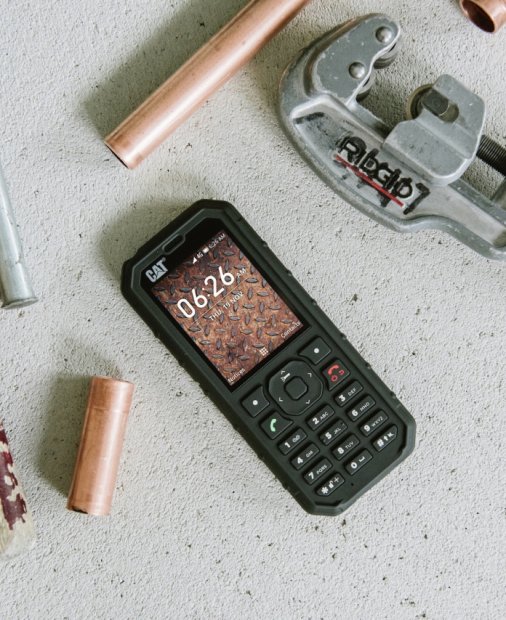 Telefonul meșterilor lansat într-un nou model: Cat B35 cu suport 4G