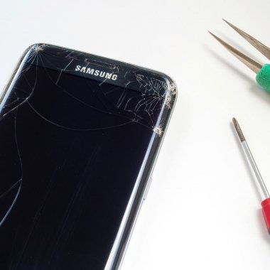 Samsung lansează o poliță de asigurare pentru repararea dispozitivelor