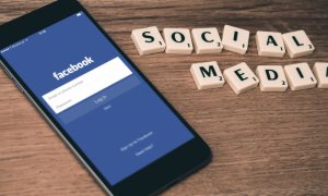 Facebook permite accesul în grupuri pentru paginile oficiale