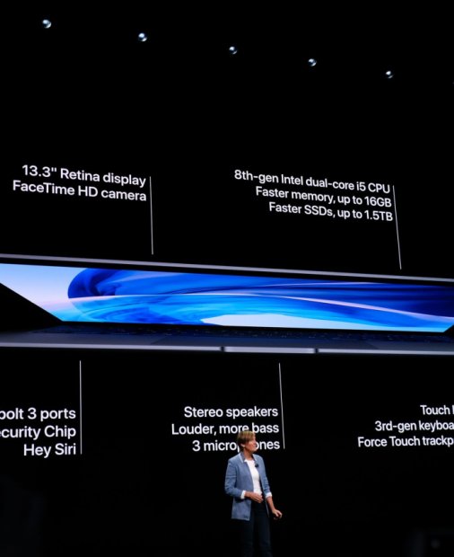 Cum arată noul MacBook Air, primul din serie care are ecran Retina