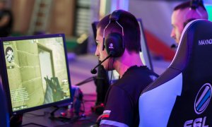 Premii de 50.000 € la Bucharest Gaming Week dacă joci Counter Strike