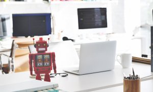 Românii care te ajută să-ți pui roboții la muncă în firma ta