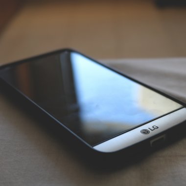 LG G8 Thinq - tehnologie pentru selfie-uri spectaculoase
