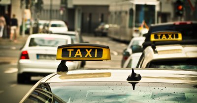 Taximetriști vs Români: clienții și șoferii vor lucruri diferite