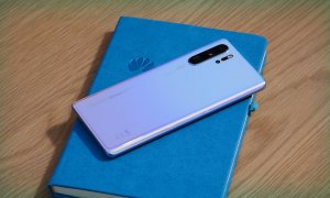 Afacerile Huawei în 2018: telefoanele înseamnă mai mult decât rețeaua