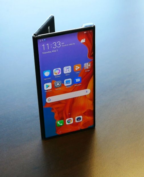 Preview Huawei Mate X: am descoperit viitorul smartphone-urilor