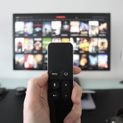 Televizoare smart: reduceri de peste 50% pentru o experiență de cinema