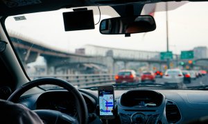Legea Uber/Bolt: activitatea de ridesharing intră în dezbatere publică