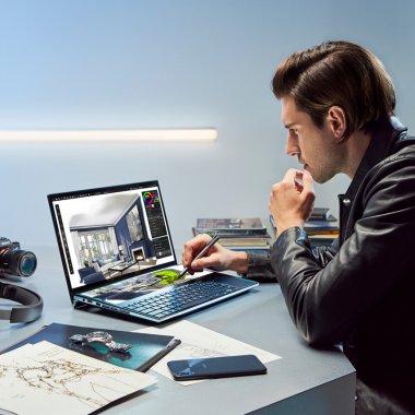 Asus prezintă laptopul cu două ecrane